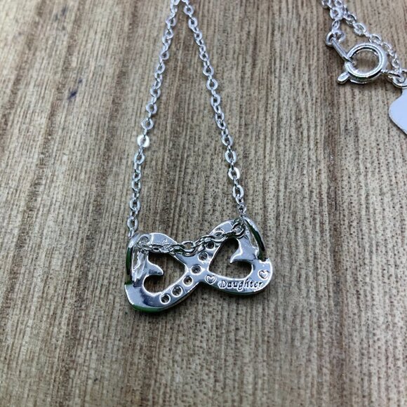 Silver Expressions by LArocks NIB "Daughter" Double Heart Pendant Necklace - Picture 5 of 6